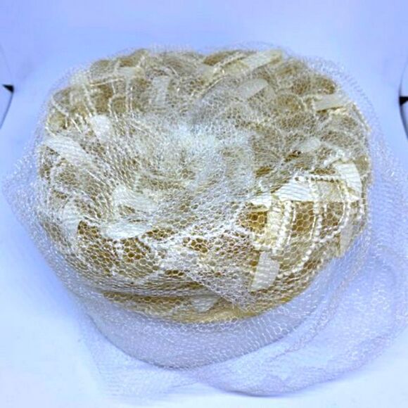 Vintage Cream & White Hat with Mesh - Picture 1 of 10